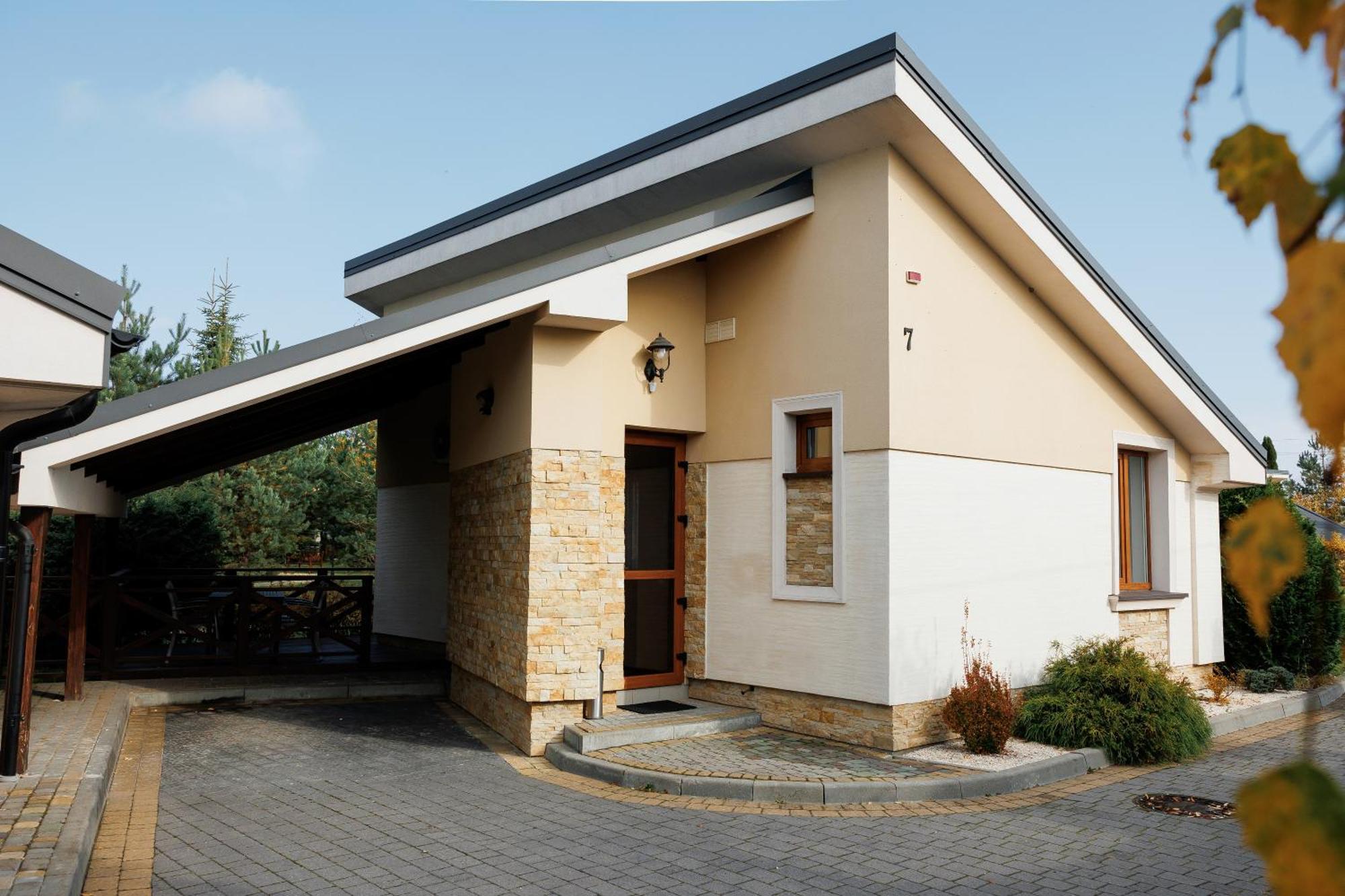 Panska Gora Hotel Sokilnyky Exterior photo