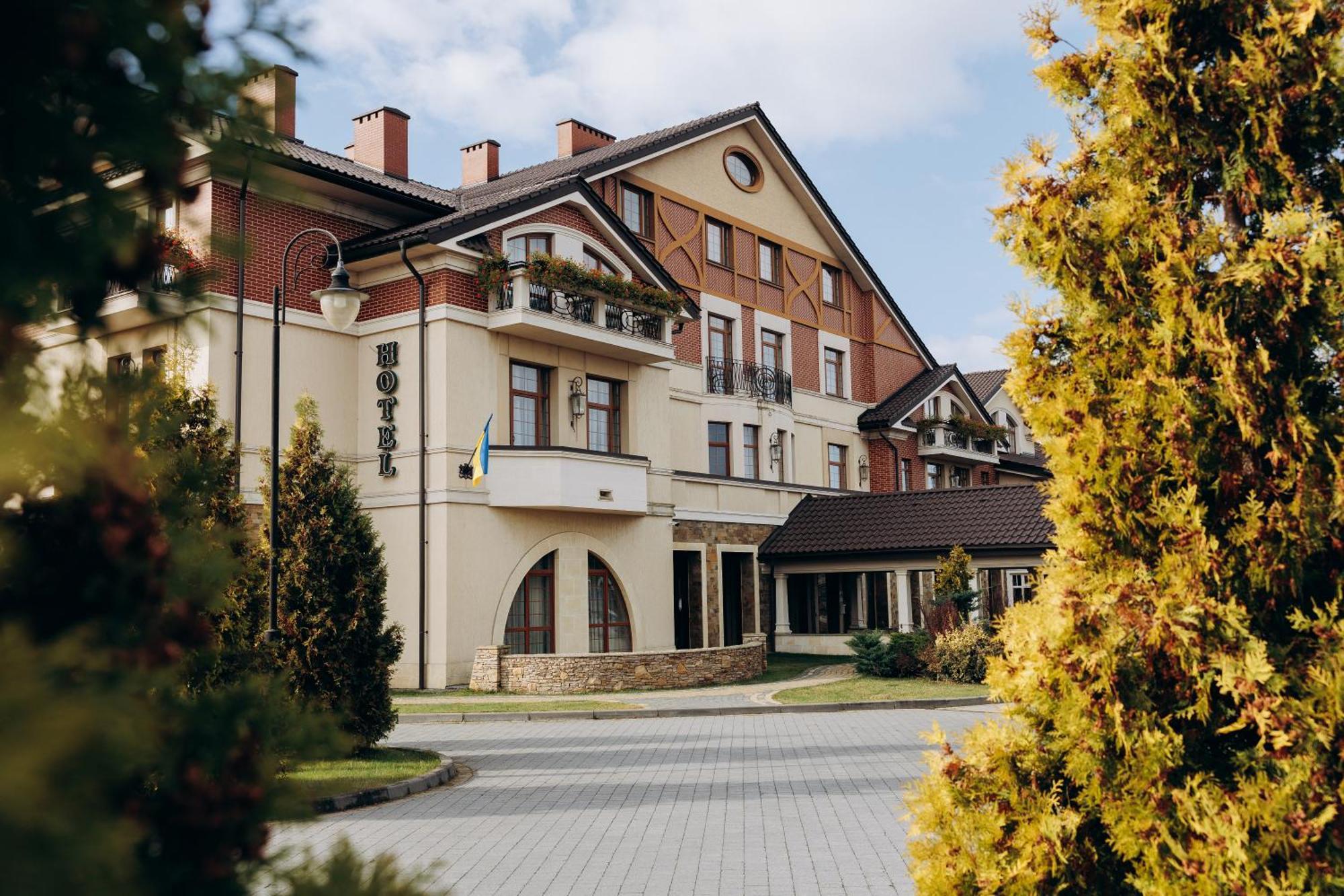 Panska Gora Hotel Sokilnyky Exterior photo