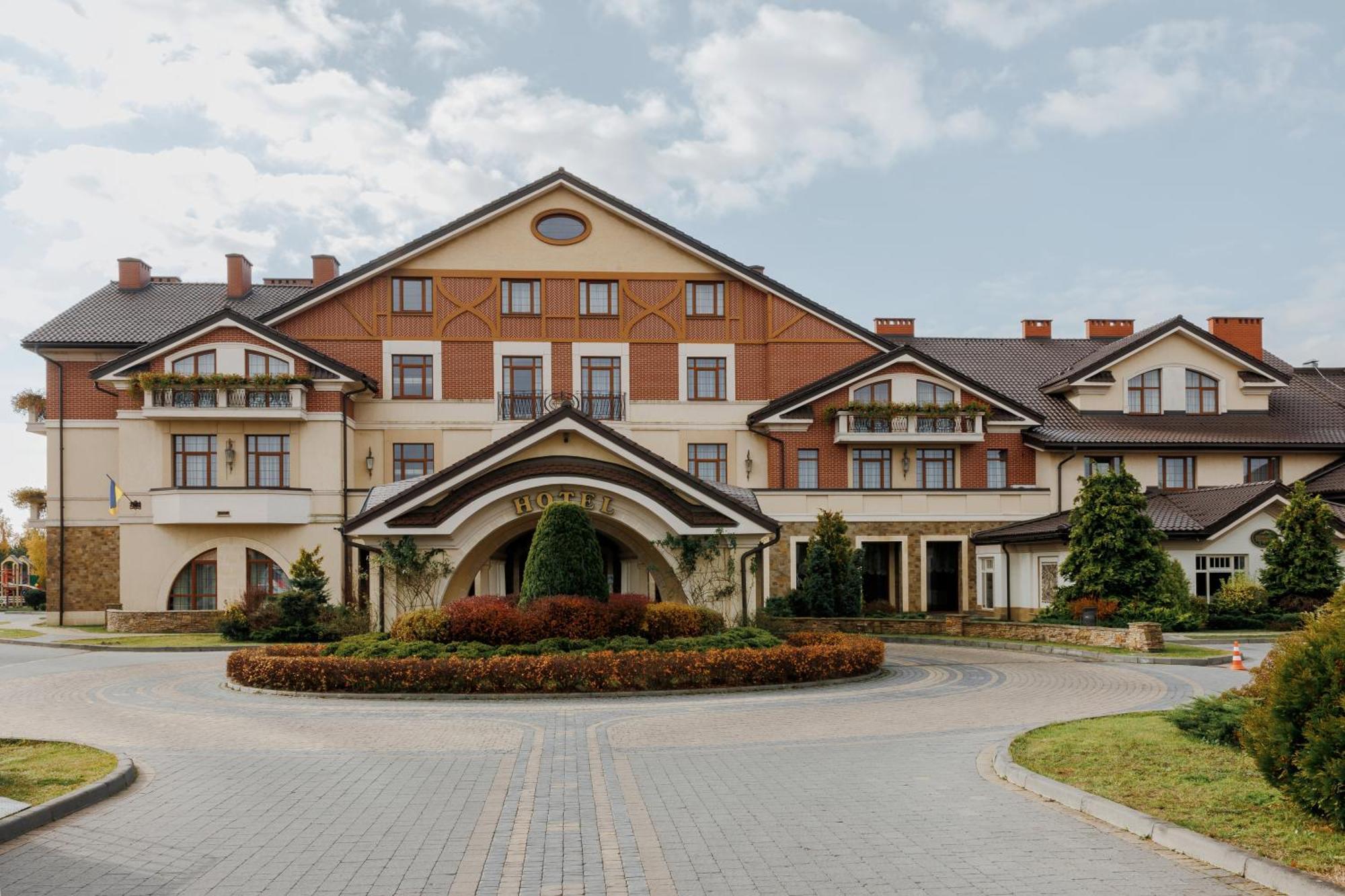 Panska Gora Hotel Sokilnyky Exterior photo